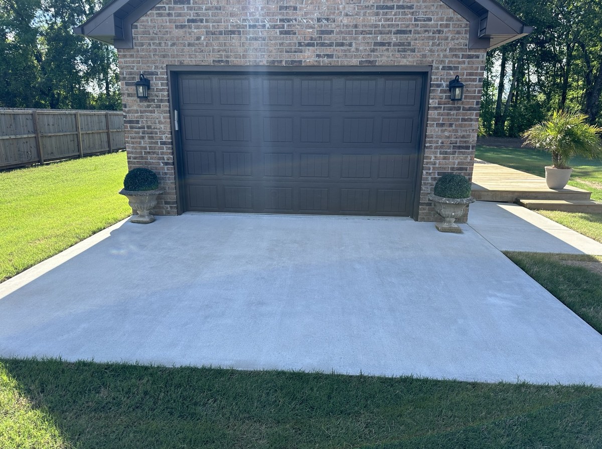 Driveway after Legacy pressure washing